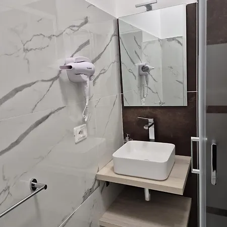 Civico8 Bed & Breakfast 3*